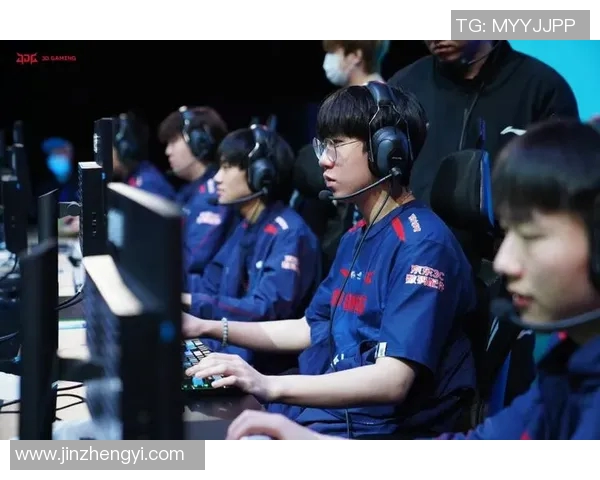 英雄联盟专题深度解析JDG战队的战术节奏与团队配合