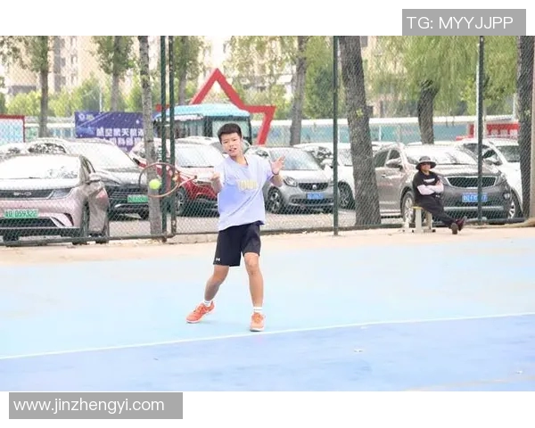 南京网球队状态揭秘：网球巨献背后的训练与挑战