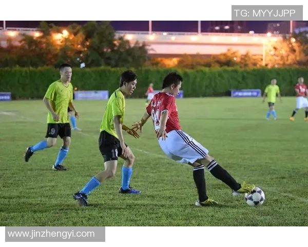 利勒斯与林茨的精彩对决揭示了足球战术的魅力与球队实力的较量 利勒斯与林茨的精彩对决揭示了足球战术的魅力与球队实力的较量