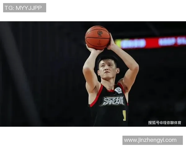 周鹏：从篮球场上的拼搏者到生活中的奋斗榜样，激励年轻一代追逐梦想