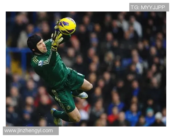 诺伊尔:从守门员到传奇的足球之路与不屈精神解析 诺伊尔:从守门员到传奇的足球之路与不屈精神解析