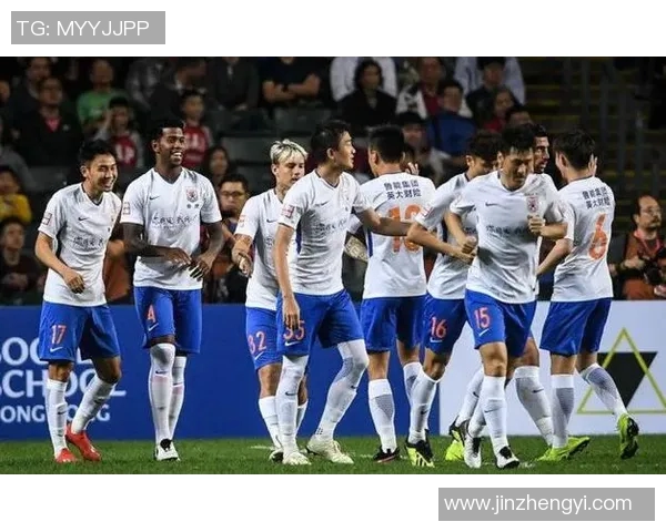 鲁能迎战鸟栖砂岩全力争胜展现球队实力与战术魅力