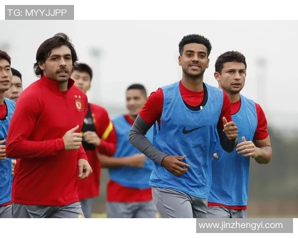 竞技俱乐部与智利大学的精彩对决引发球迷热议与期待