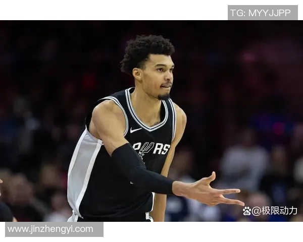 马刺与尼克斯历史交锋战绩分析及近期表现对比 马刺与尼克斯历史交锋战绩分析及近期表现对比