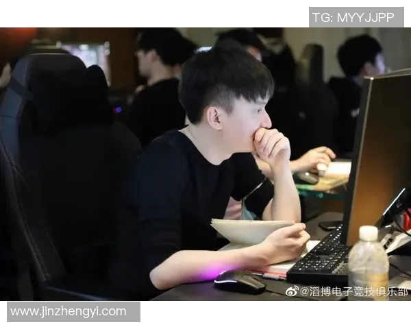 对话黄伟：回顾英雄联盟职业生涯的辉煌与挑战